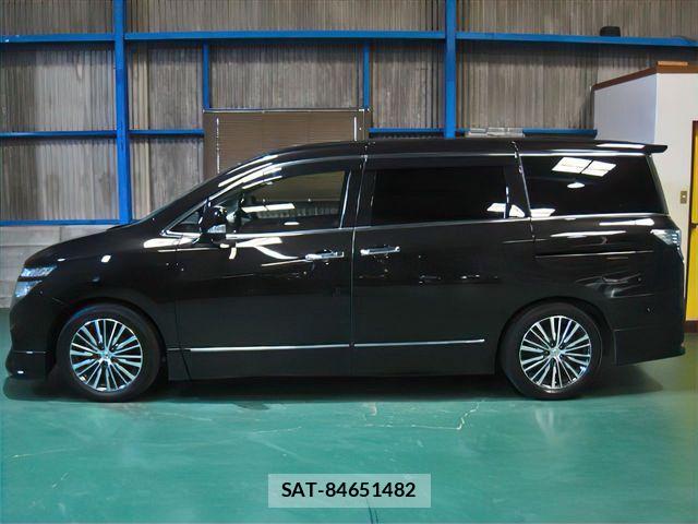 Nissan ELGRAND 2014-03 781228-5