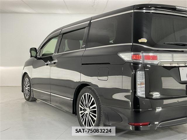 Nissan ELGRAND 2016-01 802128-6