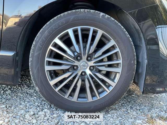 Nissan ELGRAND 2016-01 802128-11