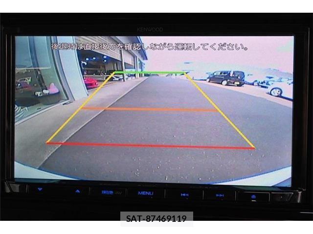 Nissan ELGRAND 2023-06 1220782-10