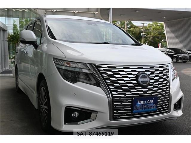 Nissan ELGRAND 2023-06 1220782-6