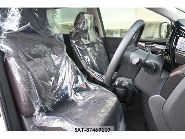Nissan ELGRAND 2023-06 1220782-8