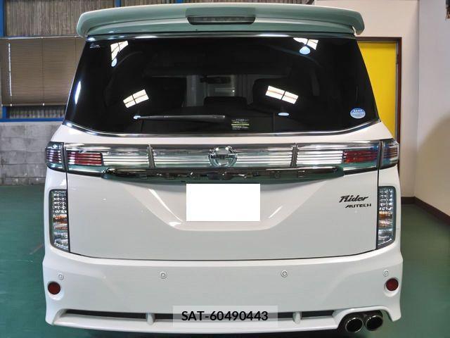 Nissan ELGRAND 2014-12 1291116-6