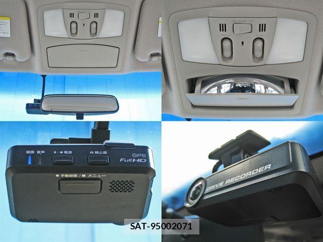 Nissan ELGRAND 2018-04 1291118-16