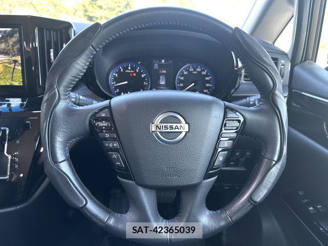 Nissan ELGRAND 2021-02 1354029-10