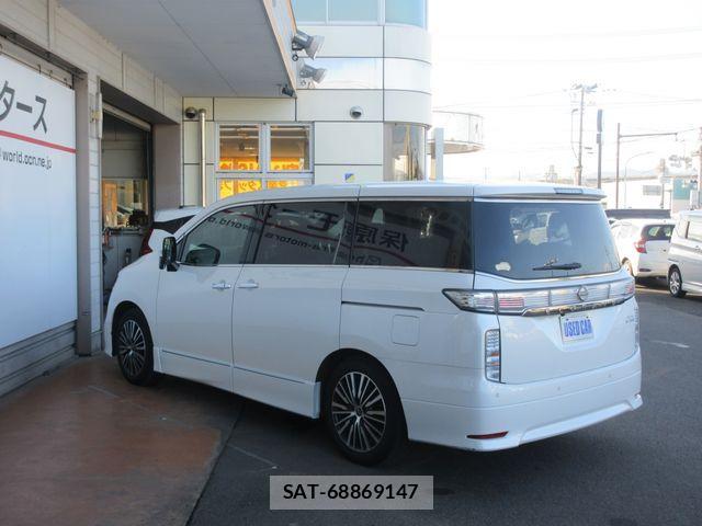 Nissan ELGRAND 2023-09 1472287-12