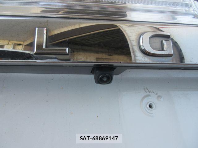 Nissan ELGRAND 2023-09 1472287-13