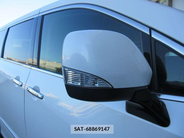Nissan ELGRAND 2023-09 1472287-15