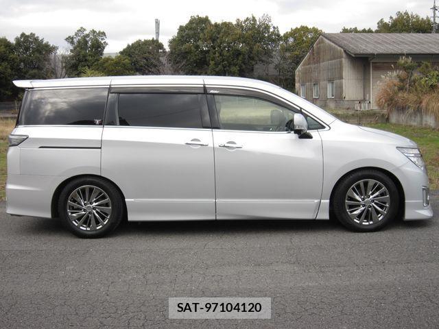 Nissan ELGRAND 2014-04 2008638-6
