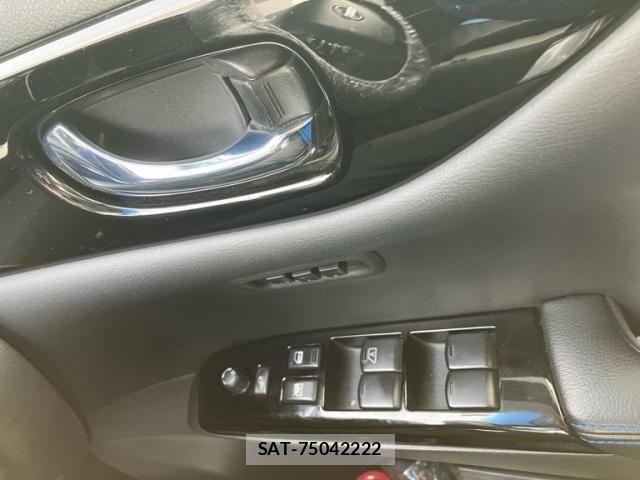 Nissan ELGRAND 2021-02 2664188-12