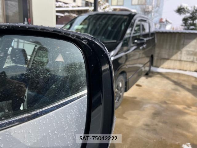 Nissan ELGRAND 2021-02 2664188-21