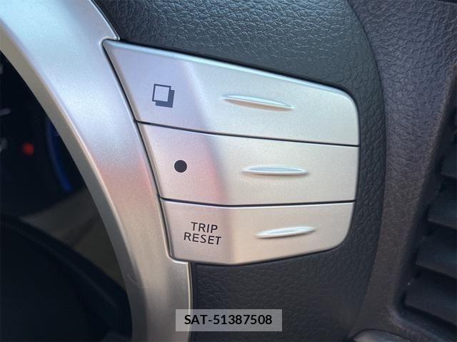 Nissan ELGRAND 2013-05 3372656-14