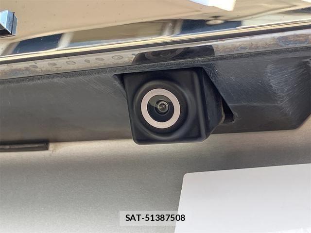 Nissan ELGRAND 2013-05 3372656-18