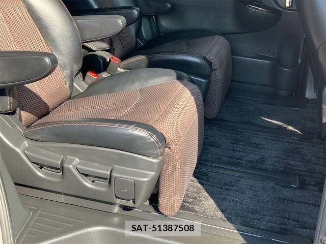 Nissan ELGRAND 2013-05 3372656-23