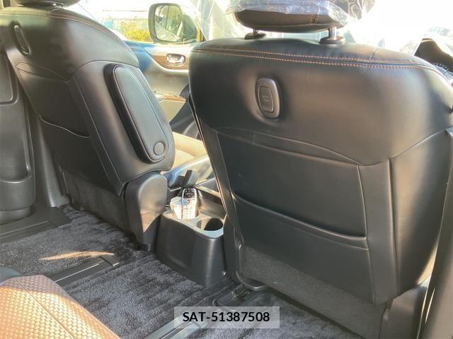Nissan ELGRAND 2013-05 3372656-24