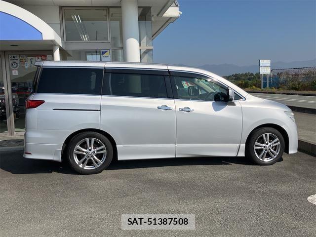 Nissan ELGRAND 2013-05 3372656-3