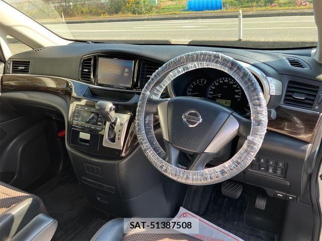 Nissan ELGRAND 2013-05 3372656-5
