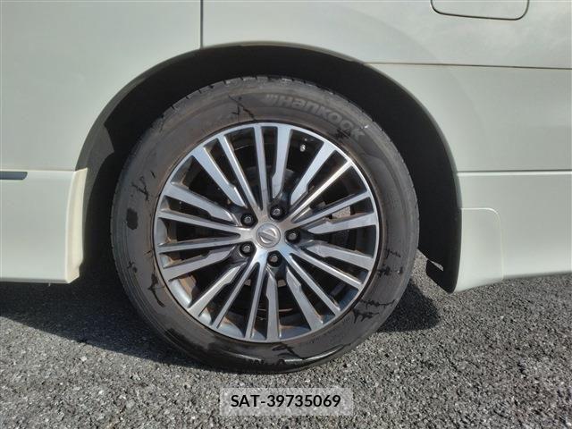 Nissan ELGRAND 2016-02 3372654-8