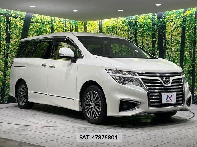 Nissan ELGRAND 2017-07 3372647-16
