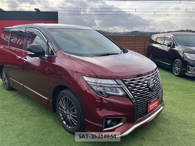 Nissan ELGRAND 2021-03 3668385-22