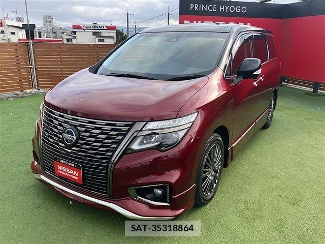 Nissan ELGRAND 2021-03 3668385-26