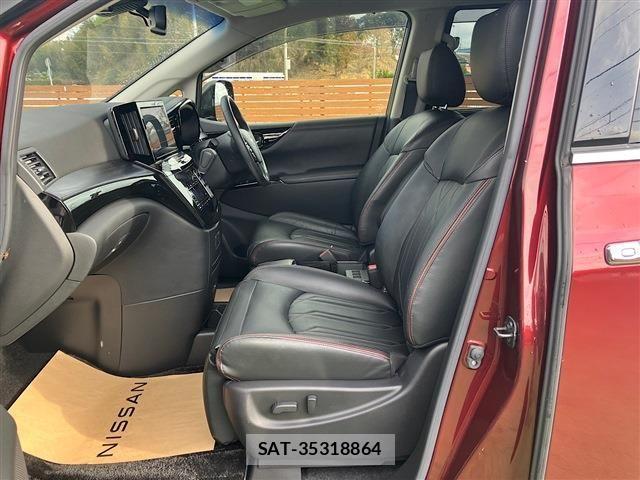 Nissan ELGRAND 2021-03 3668385-28