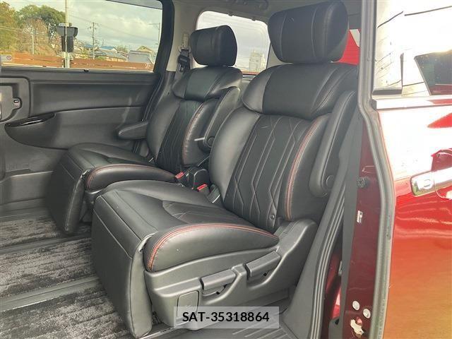 Nissan ELGRAND 2021-03 3668385-29