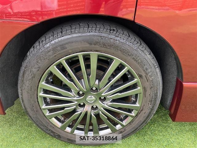 Nissan ELGRAND 2021-03 3668385-8