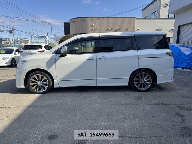 Nissan ELGRAND 2018-02 3668391-6