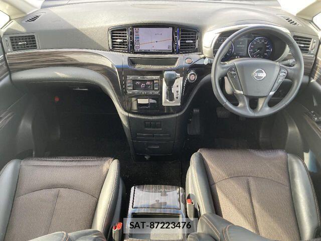 Nissan ELGRAND 2015-12 4041648-5