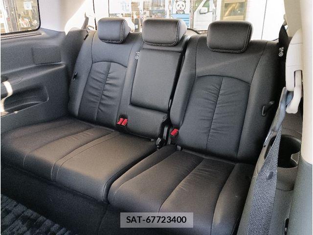 Nissan ELGRAND 2013-07 4638814-12