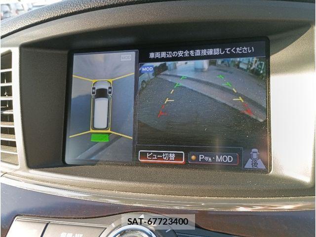 Nissan ELGRAND 2013-07 4638814-18