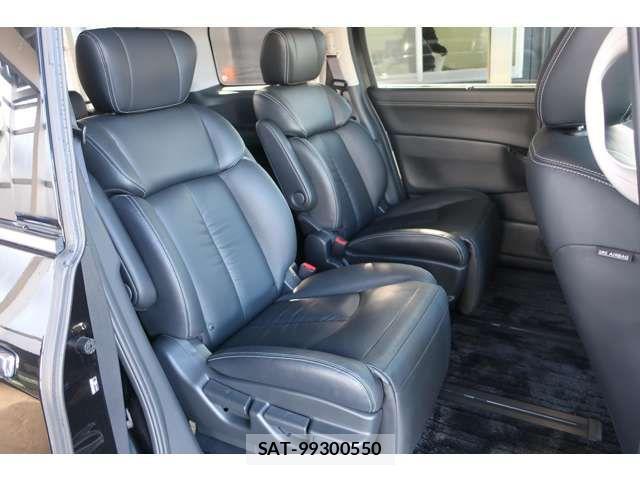 Nissan ELGRAND 2016-02 4753248-5