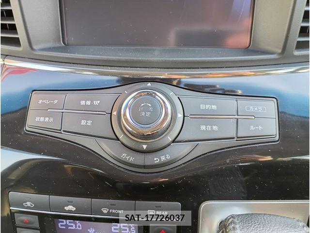 Nissan ELGRAND 2019-04 4940043-12