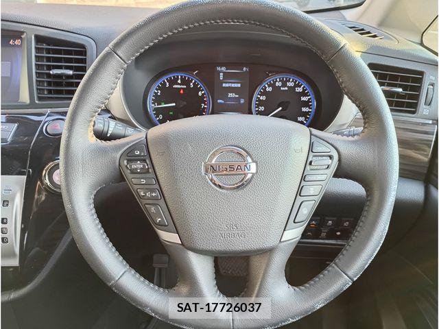 Nissan ELGRAND 2019-04 4940043-7