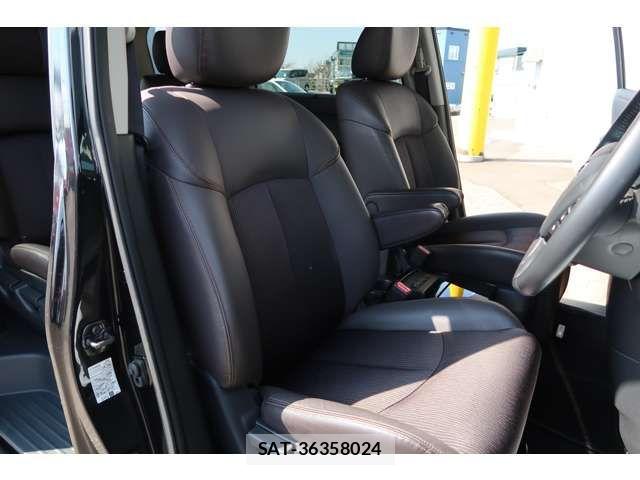 Nissan ELGRAND 2022-07 6004965-11