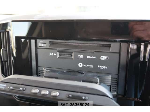 Nissan ELGRAND 2022-07 6004965-25