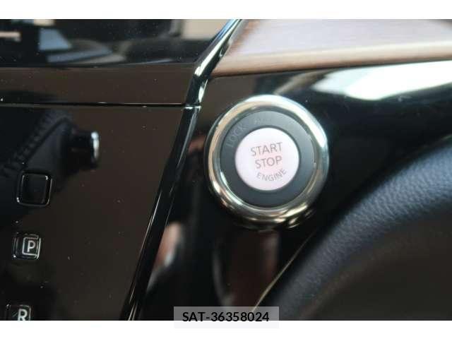 Nissan ELGRAND 2022-07 6004965-28