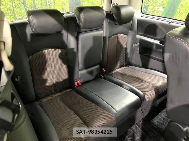 Nissan ELGRAND 2011-09 6214329-9