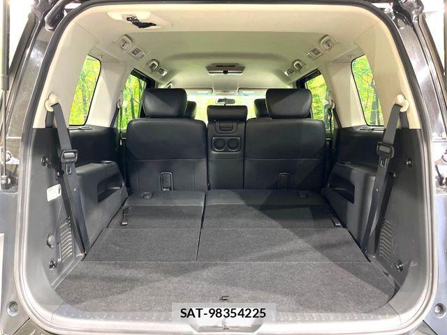Nissan ELGRAND 2011-09 6214329-10