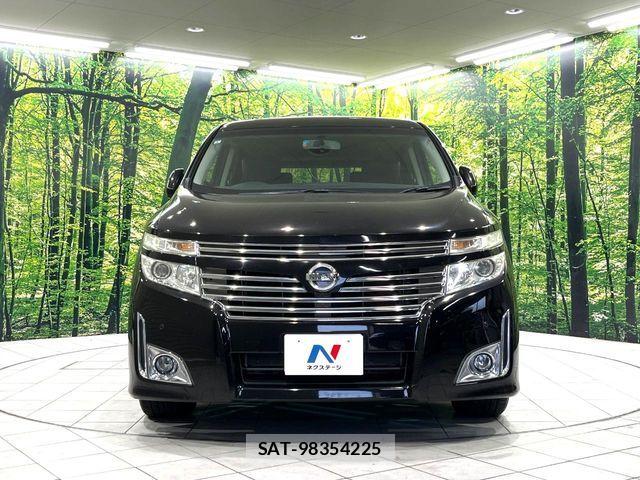 Nissan ELGRAND 2011-09 6214329-14