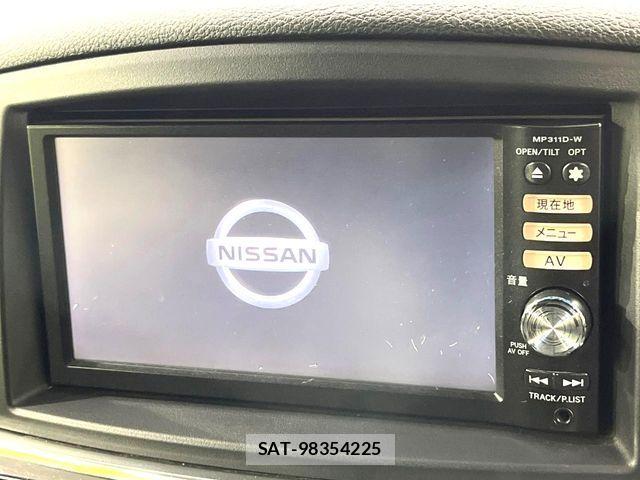 Nissan ELGRAND 2011-09 6214329-2