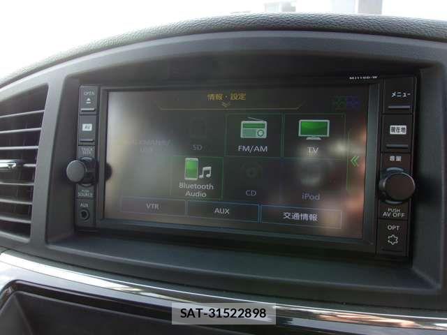 Nissan ELGRAND 2016-09 6303948-15