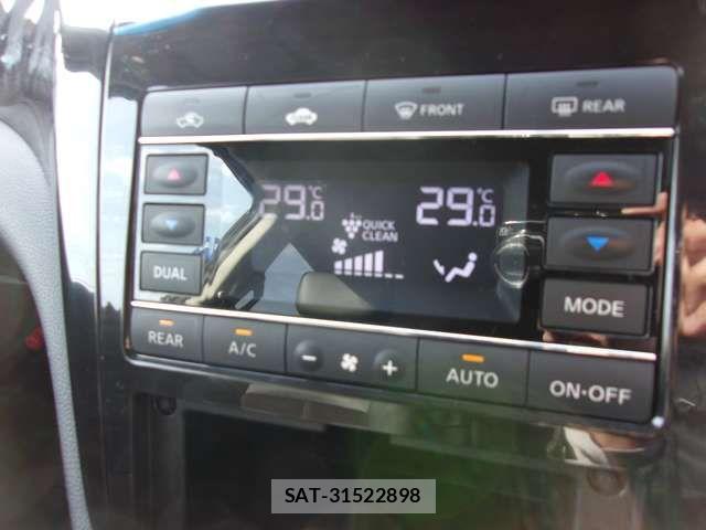 Nissan ELGRAND 2016-09 6303948-19