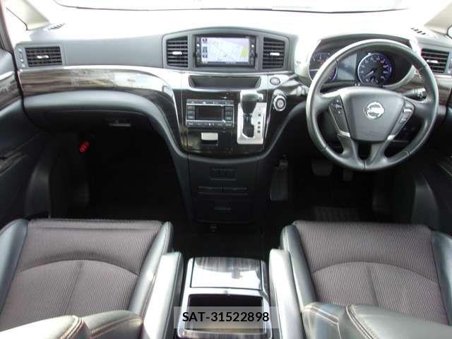 Nissan ELGRAND 2016-09 6303948-2