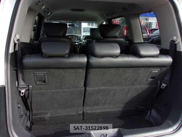 Nissan ELGRAND 2016-09 6303948-29