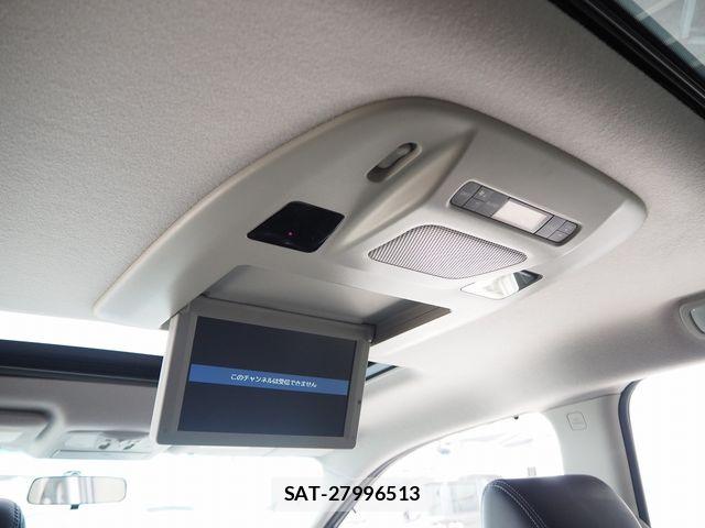Nissan ELGRAND 2016-02 6611729-13