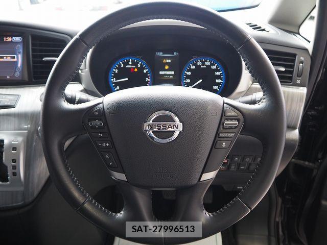 Nissan ELGRAND 2016-02 6611729-16