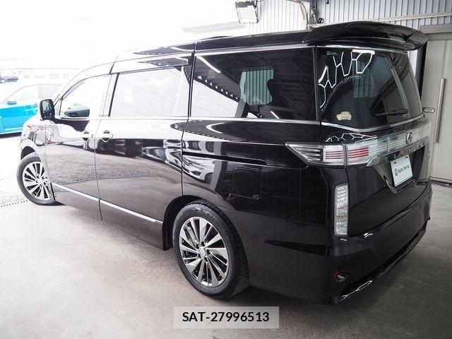 Nissan ELGRAND 2016-02 6611729-4