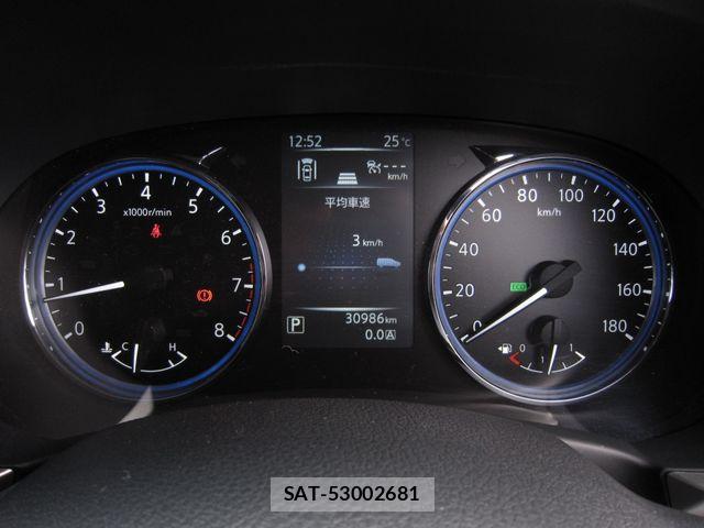 Nissan ELGRAND 2019-08 6611728-16